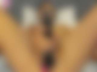 carolyne-parker's Live Sex Cam Show