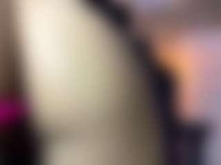 MarianaBranz's Live Sex Cam Show