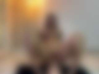 MarianaBranz's Live Sex Cam Show