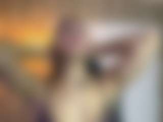 MarianaBranz's Live Sex Cam Show