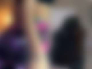 MarianaBranz's Live Sex Cam Show