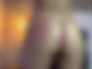 MarianaBranz's Live Sex Cam Show