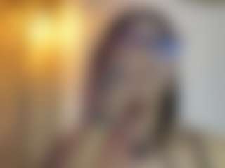MarianaBranz's Live Sex Cam Show