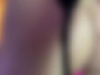 MarianaBranz's Live Sex Cam Show