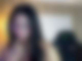 Live cam show with MarianaBranz - Shaved Pussy on xxxlivecams.org