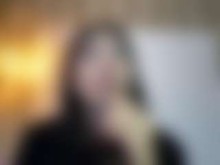 Live cam show with MarianaBranz - Orgasm on CamClone