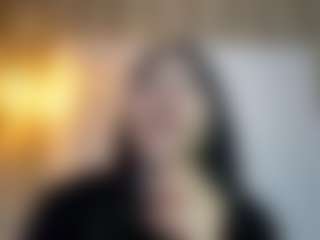 MarianaBranz's Live Sex Cam Show