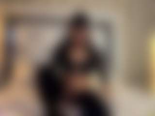 Live cam show with MarianaBranz - Black on Soda Cam