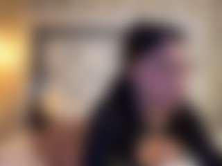 MarianaBranz's Live Sex Cam Show