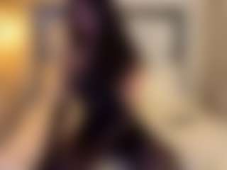 Live cam show with MarianaBranz - Oil on TottyGirls