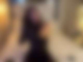 Live cam show with MarianaBranz - Squirt Latina on Pornisteam.com | colombia