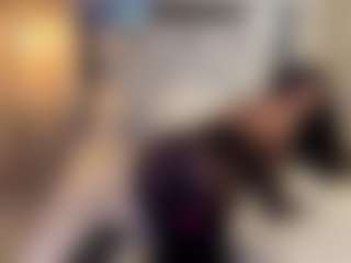 MarianaBranz's Live Sex Cam Show