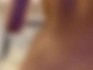 MarianaBranz's Live Sex Cam Show