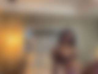 Live cam show with MarianaBranz - Spank on TastyBlacksLive