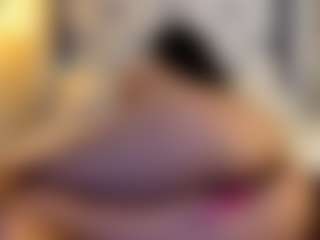 MarianaBranz's Live Sex Cam Show