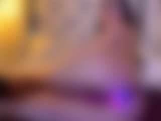 MarianaBranz's Live Sex Cam Show