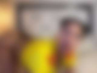 MarianaBranz's Live Sex Cam Show