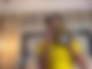 MarianaBranz's Live Sex Cam Show