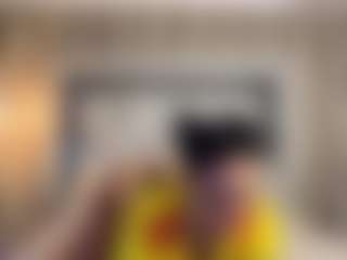 MarianaBranz's Live Sex Cam Show