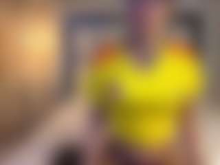 MarianaBranz's Live Sex Cam Show