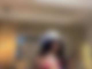 MarianaBranz's Live Sex Cam Show