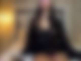 MarianaBranz's Live Sex Cam Show