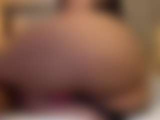 MarianaBranz's Live Sex Cam Show