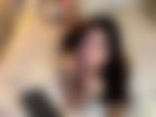 MarianaBranz's Live Sex Cam Show