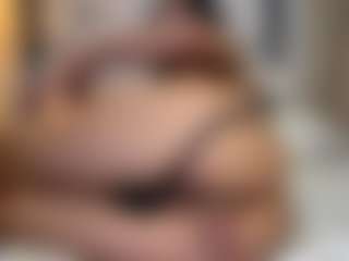 MarianaBranz's Live Sex Cam Show