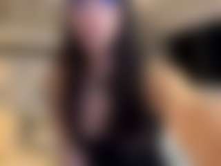 MarianaBranz's Live Sex Cam Show