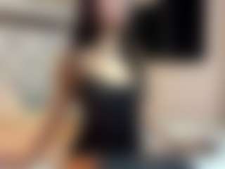 Live cam show with MarianaBranz - Spy Petite on realtime-chat
