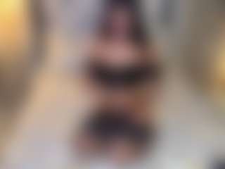 MarianaBranz's Live Sex Cam Show