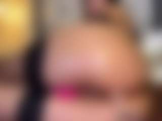 Live cam show with MarianaBranz - Foot Fetish Black on Free Soda