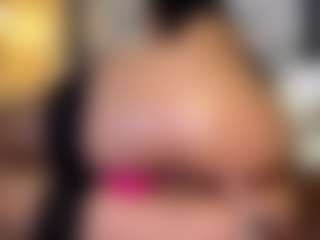 MarianaBranz's Live Sex Cam Show