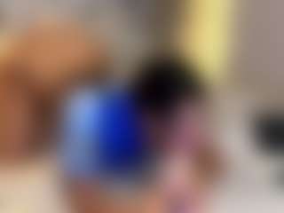 MarianaBranz's Live Sex Cam Show
