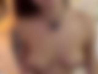 MarianaBranz's Live Sex Cam Show