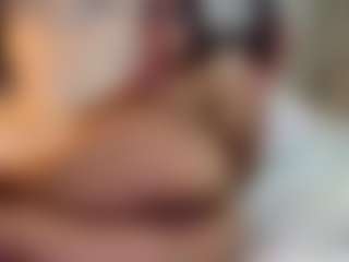 MarianaBranz's Live Sex Cam Show