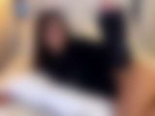 MarianaBranz's Live Sex Cam Show