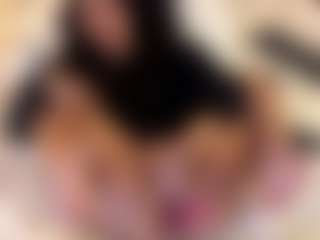 MarianaBranz's Live Sex Cam Show