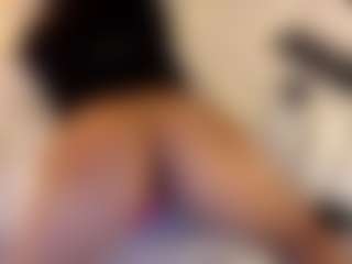 MarianaBranz's Live Sex Cam Show