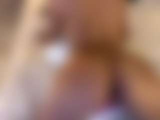 MarianaBranz's Live Sex Cam Show