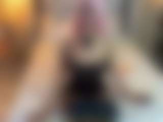 Live cam show with MarianaBranz - Cosplay Granny on eurowanks.com