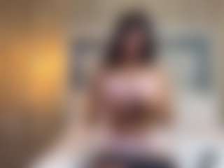 MarianaBranz's Live Sex Cam Show