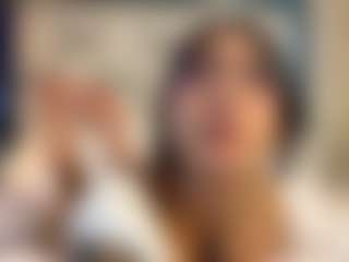 Live cam show with MarianaBranz - Pornstar Cosplay on Fling VIP Chat