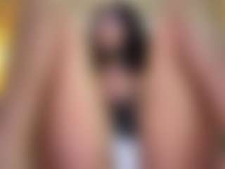 MarianaBranz's Live Sex Cam Show