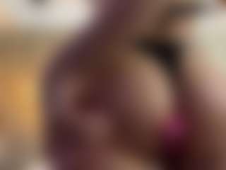 MarianaBranz's Live Sex Cam Show