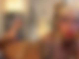Live cam show with MarianaBranz - Squirt on MyBangCams