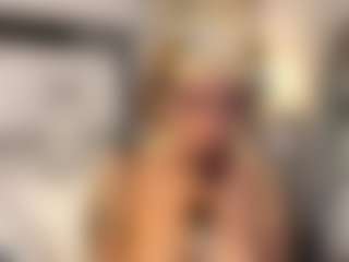 MarianaBranz's Live Sex Cam Show