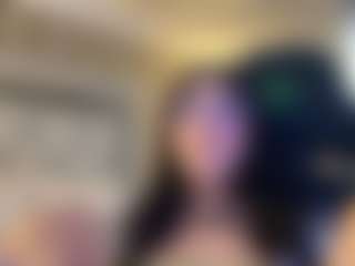 MarianaBranz's Live Sex Cam Show