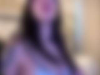 Live cam show with MarianaBranz - Facial on Uber Horny